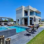 Mamica Luxury *