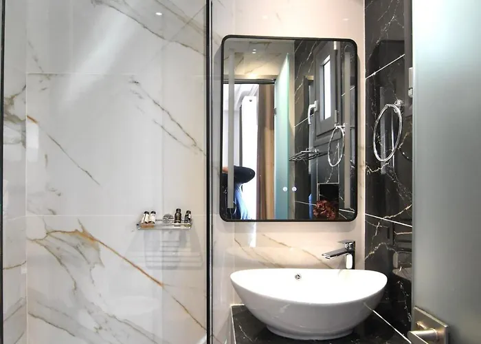 Mamica Luxury * Laganas