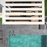 Mamica Luxury Laganas