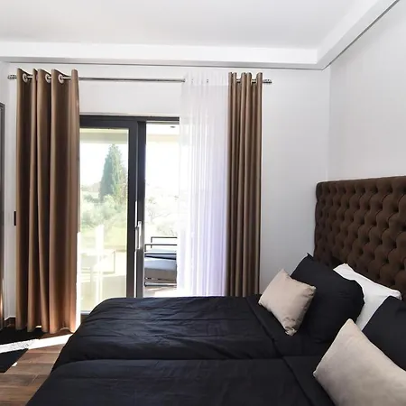 Mamica Luxury