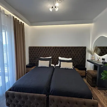Mamica Luxury Villa