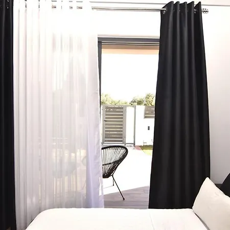 Mamica Luxury Villa *