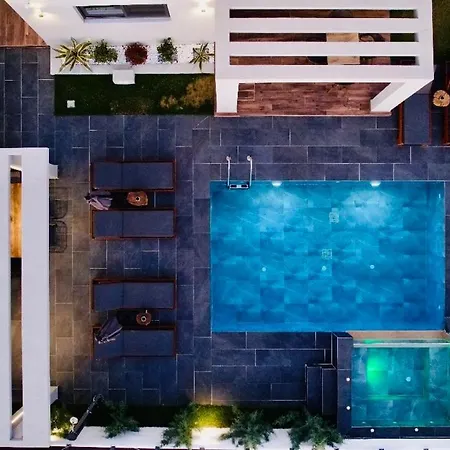 Mamica Luxury Villa Laganas